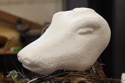 Sculpted foam head