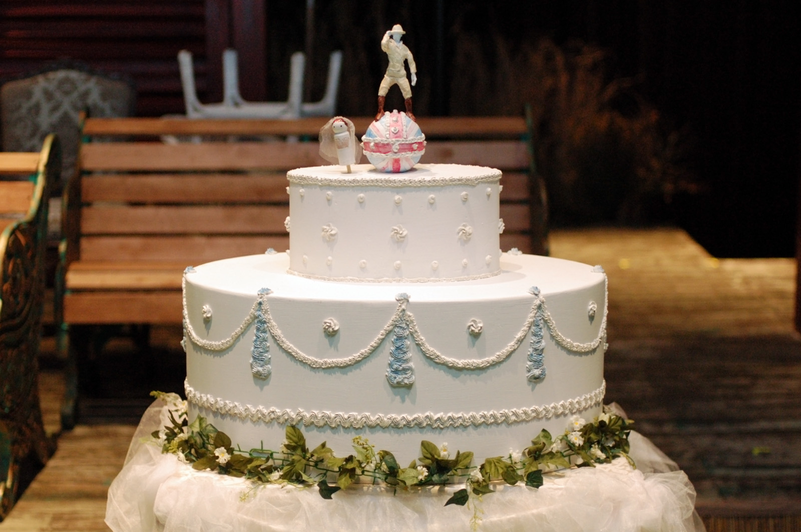 A Grand Wedding Cake